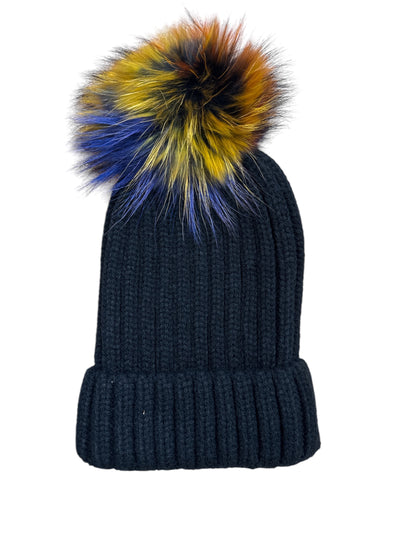 Knitted Beanie with Faux fur pom-pom